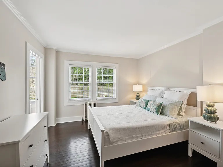 42 Osborne Ln — Photo 5