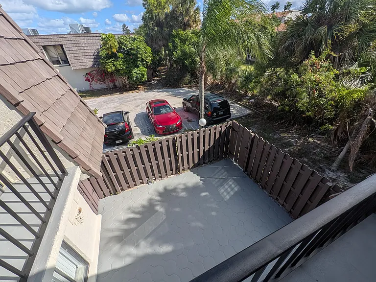 1733 N Congress Ave — Photo 28