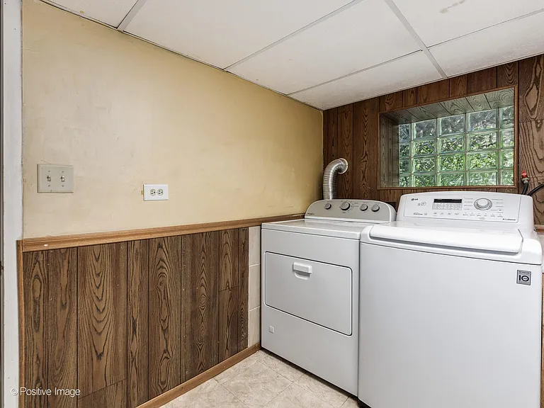 4734 N Karlov Ave #2 — Photo 19