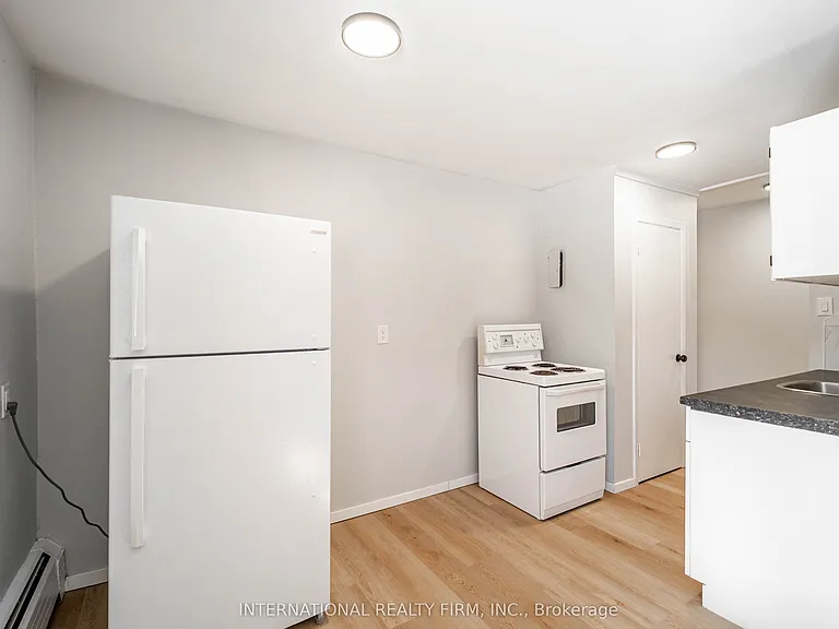 77 East St — Photo 6