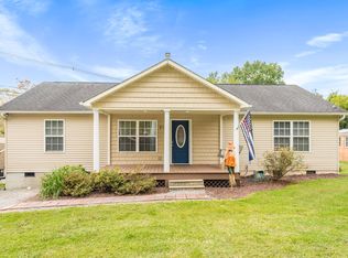 318 W Broad St, Clinton, TN 37716