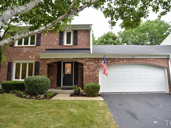 1245 W Bauer Rd, Naperville, IL 60563