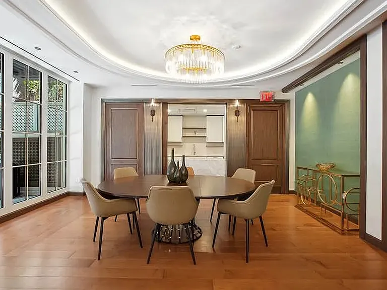 115 E 55th St #10C — Photo 10