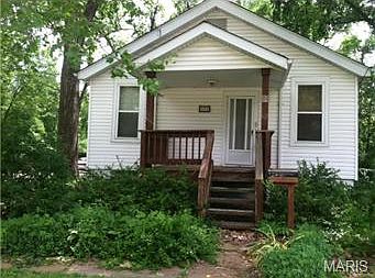 1st image of 450 Suburban Ave