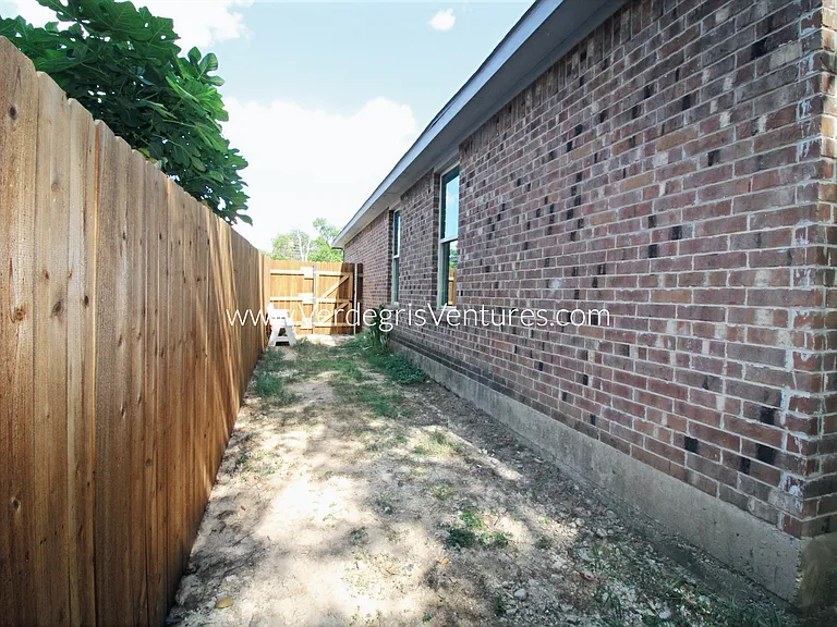 7500 Novella Dr — Photo 11