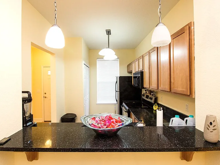 2508 SW 35th Pl #K65 — Photo 6