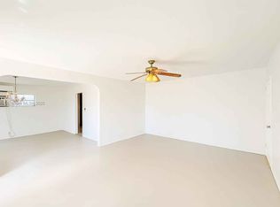 1851 Wiley St, Hollywood, FL 33020