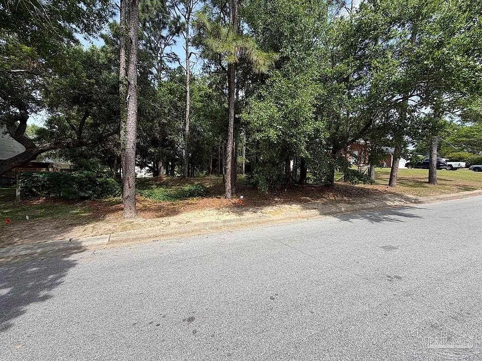 1st image of 6400 Guilford Dr