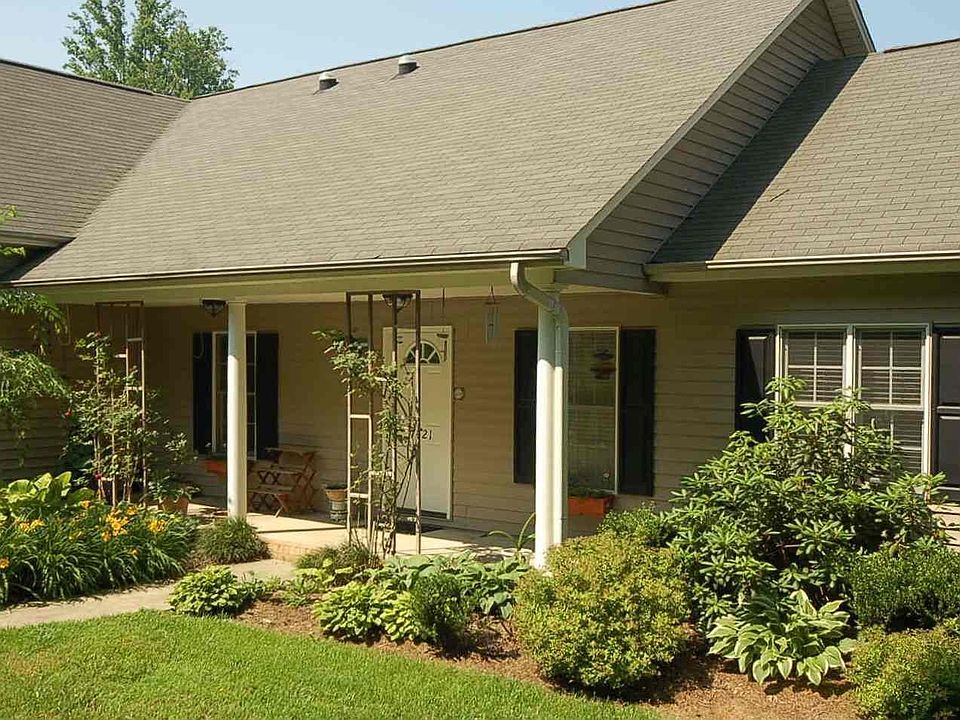 1st image of 7621 Whitaker Dr