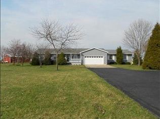 4573 Pointe Aux Peaux, Newport, MI 48166
