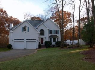 1 Gifford Dr, Westford, MA 01886