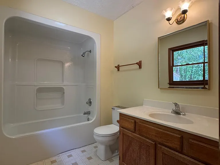 573 Ellis Rd — Photo 21