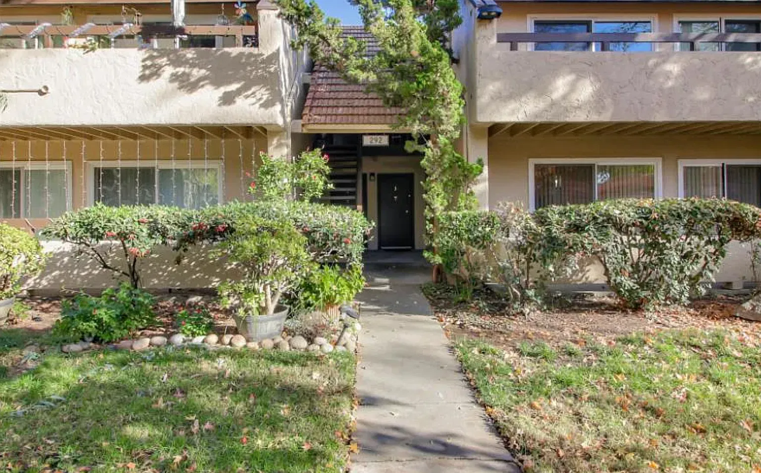 1 bed, 722 sqft, $2,295 — Photo 1