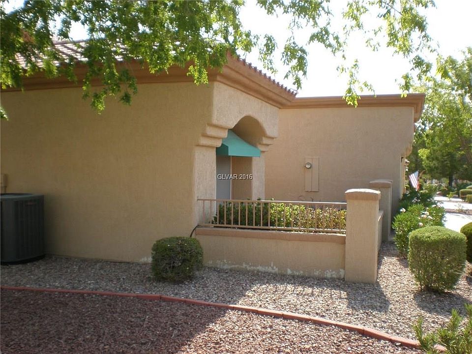 2nd image of 9364 Villa Ridge Dr #0