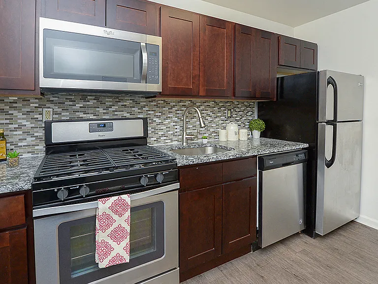 Duncan Hill Apartment Homes — Photo 2