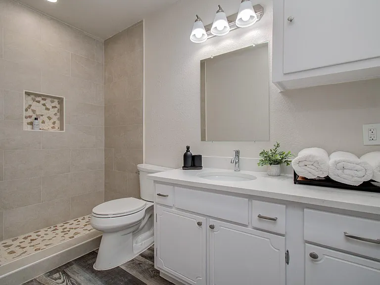9406 Autauga St — Photo 25