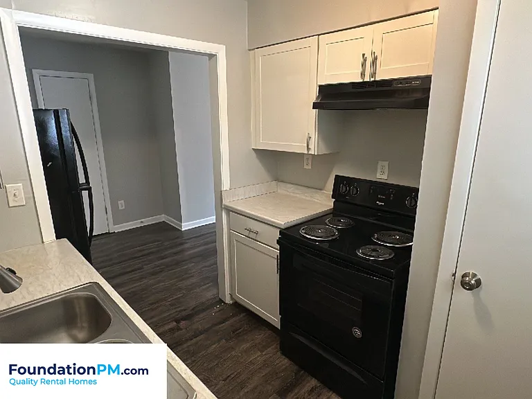 1587 Cherry Road - 4 — Photo 5