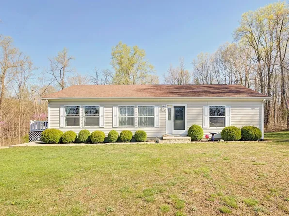 1189 Pinhook Rd, Bedford, IN 47421