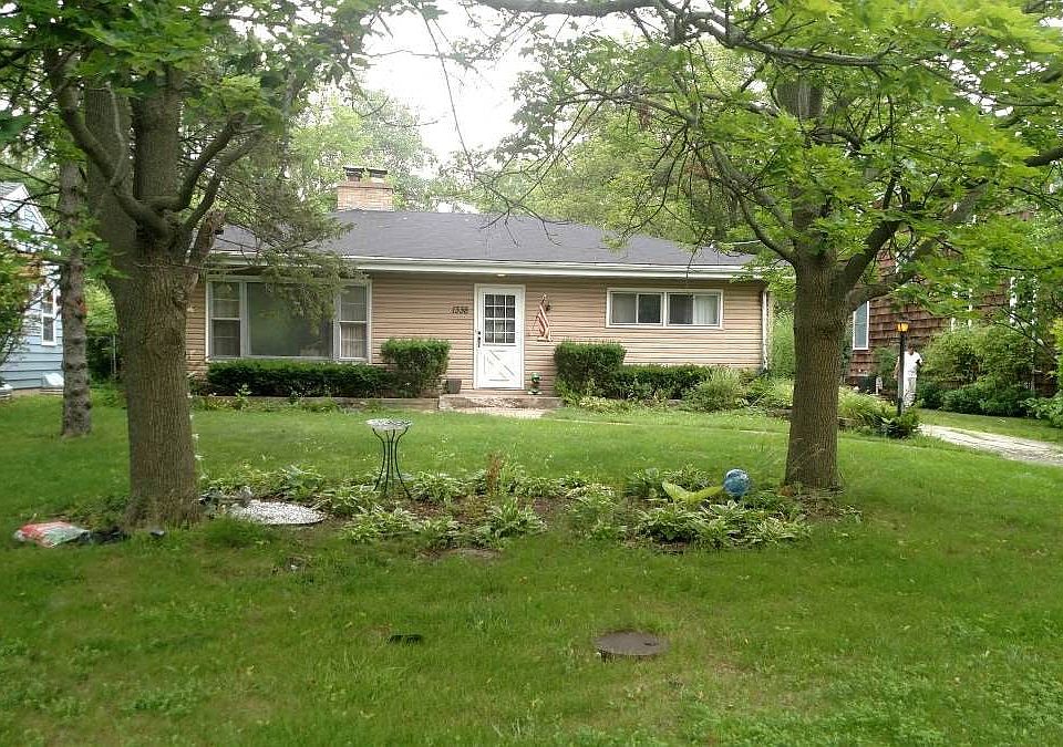 2nd image of 1338 Somerset Ave