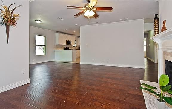 4th image of 2745 Ryan Place Dr
