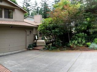 830 Newell St, Bellingham, WA 98225