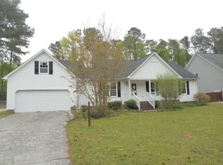 913 Fields Rd, New Bern, NC 28560