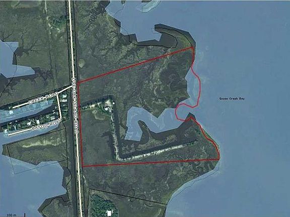 4th image of 1039 Live Oak Island Rd