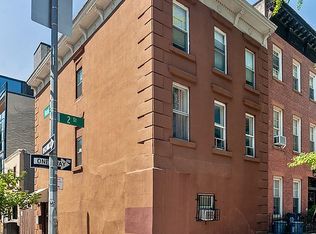 122 2nd St, Brooklyn, NY 11231