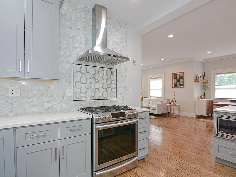 10 Grant St #1 — Photo 27