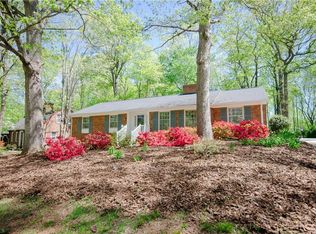 510 Leawood Dr, Greensboro, NC 27410