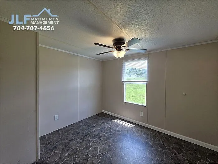 6870 Frankfurt Dr — Photo 11