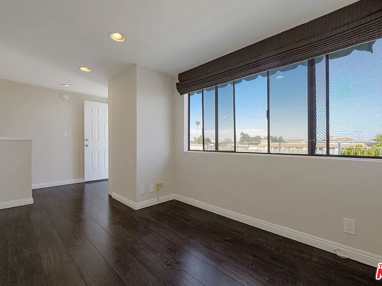1502 Idaho Ave — Photo 34