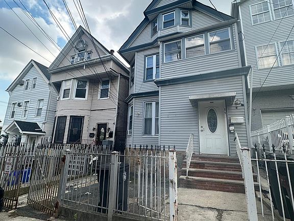 2nd image of 116 3rd Ave Floor 2
