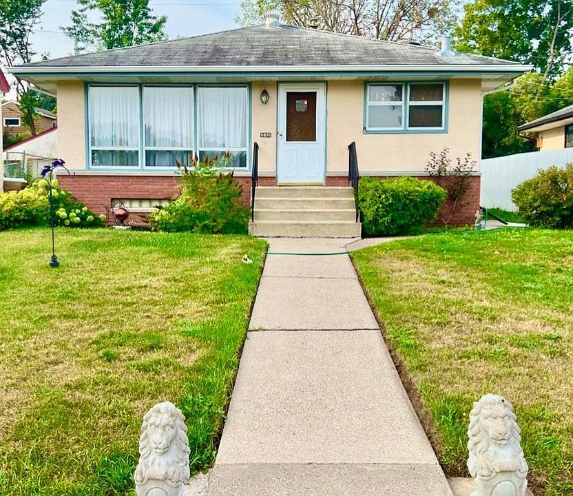 1st image of 2158 5th St E