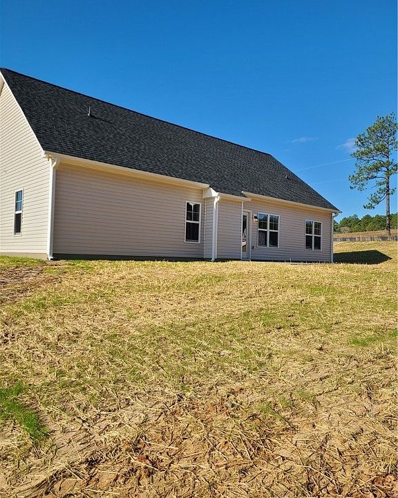 2nd image of 19 Sugarberry Pl