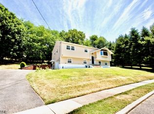 171 Williams Dr, Woodland Park, NJ 07424