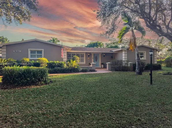 9350 SW 120th St, Miami, FL 33176