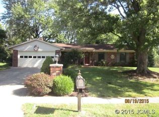 110 Hooten Blvd, Madison, IN 47250