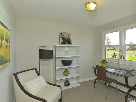 5th image of 1127 Orchard Ave