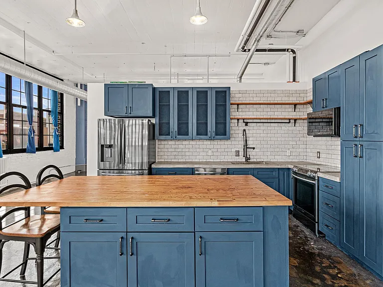 500 Robert St #401 — Photo 6