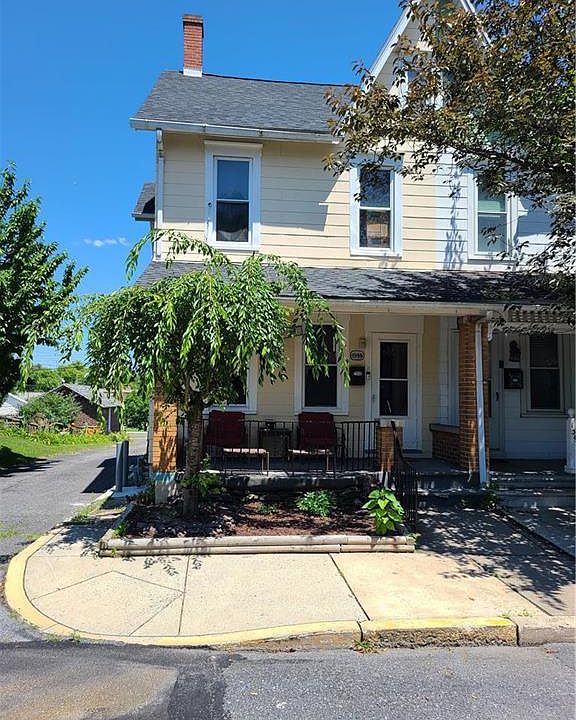 1st image of 1345 Washington Ave