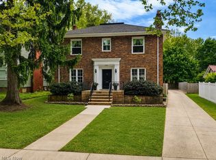 2798 Corydon Rd, Cleveland Heights, OH 44118