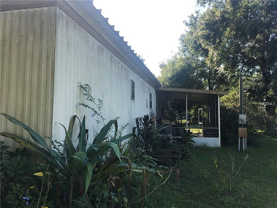 2nd image of 1612 SE Whispering Pine Dr