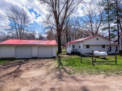 4459 Osage Dr, Six Lakes, MI, 48886