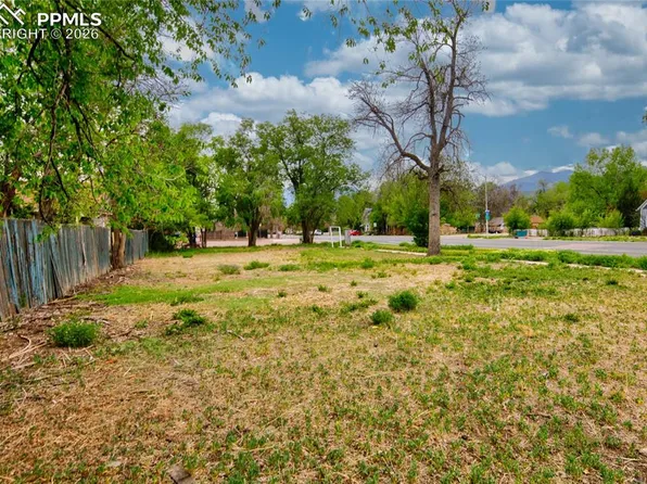 303 N Spruce St, Colorado Springs, CO 80905