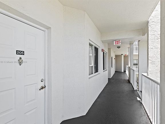 3rd image of 7775 Southampton Ter APT 205