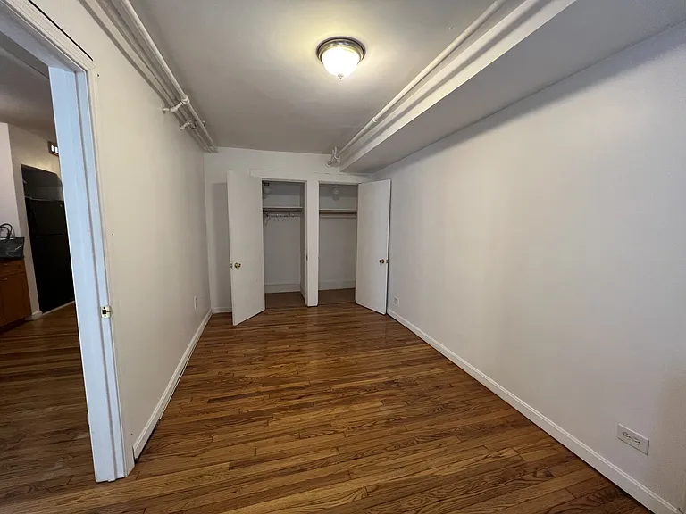 24 Isabella St #B — Photo 6