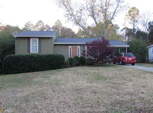 2894 Strathmoor Rd SE, Smyrna, GA 30080