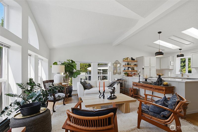 5th image of 23825 15th Avenue SE #329