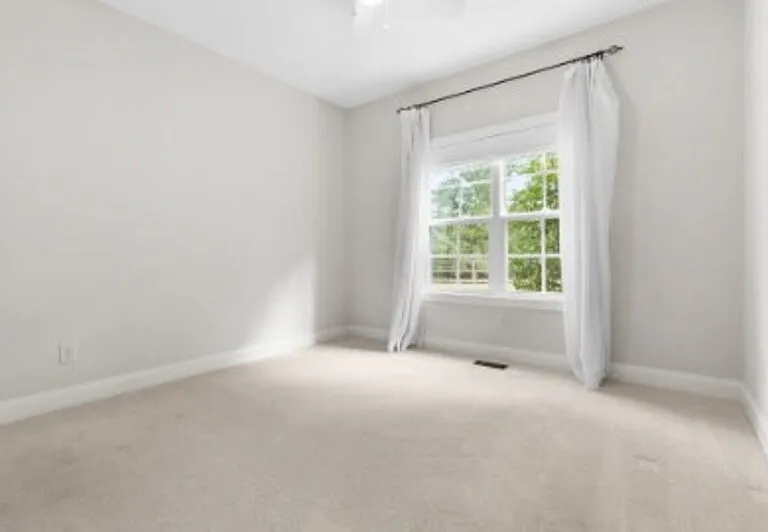 585 Herons Brook Dr — Photo 20